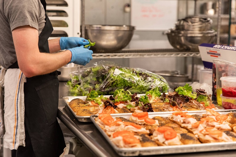 Expressing Gratitude to Healthy Lunch Catering